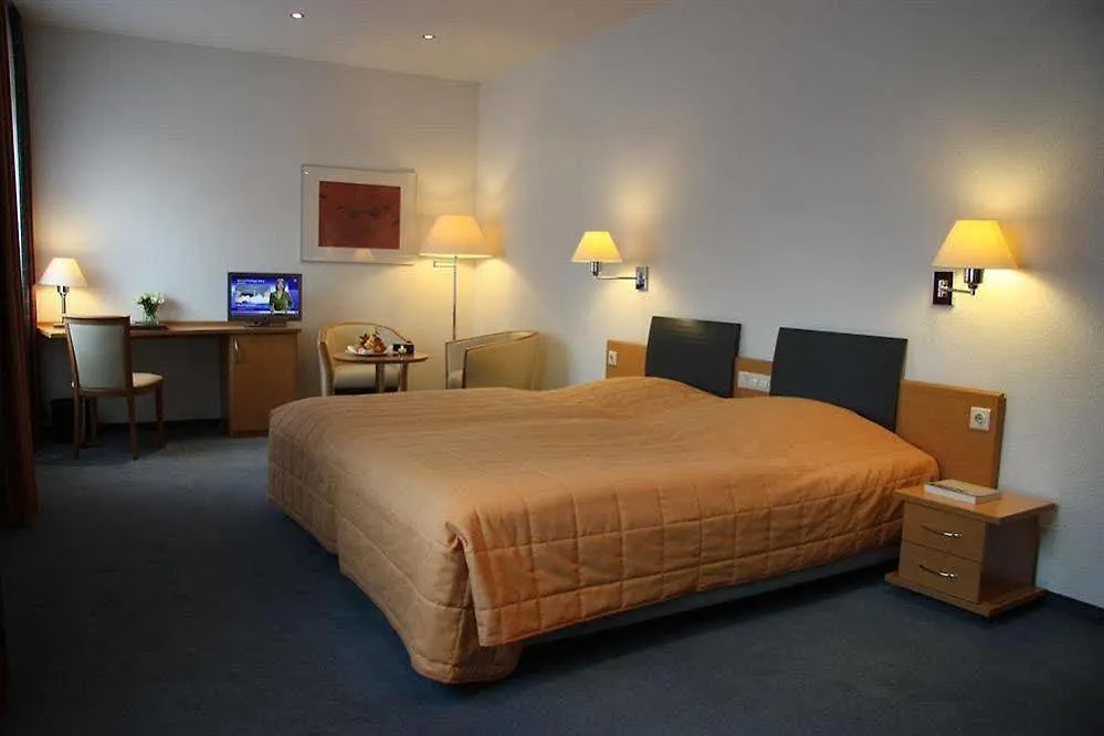 Fffz Hotel Tagungshaus Dusseldorf Germany