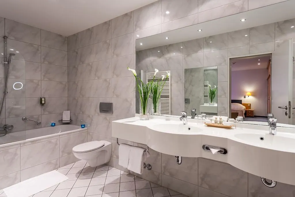Fffz Hotel Tagungshaus Dusseldorf 3*,